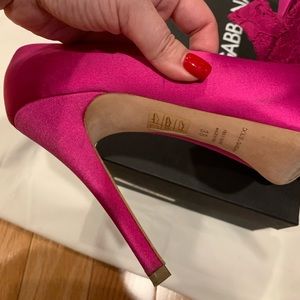 Dolce & Gabbana Hot Pink Pumps, Size 8